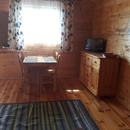 Alojamento de Turismo Selvagem Pod Sokolem Ryn (Warmian-Masurian)