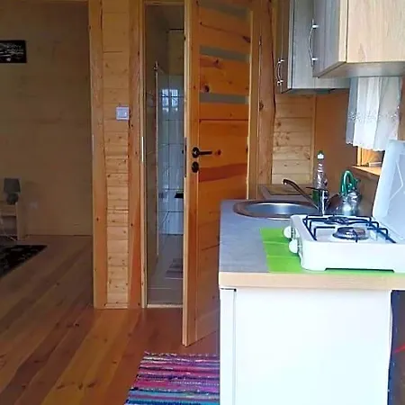 Alojamento de Turismo Selvagem Pod Sokolem Ryn (Warmian-Masurian)